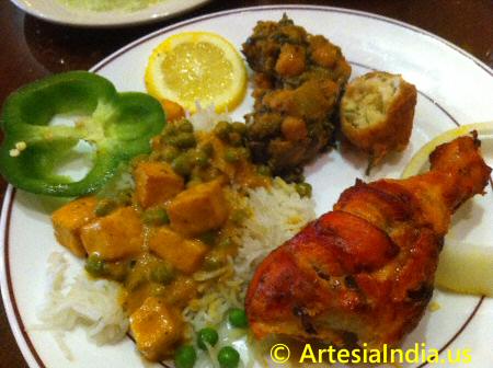 Tandoori Chicken image © ArtesiaIndia.us